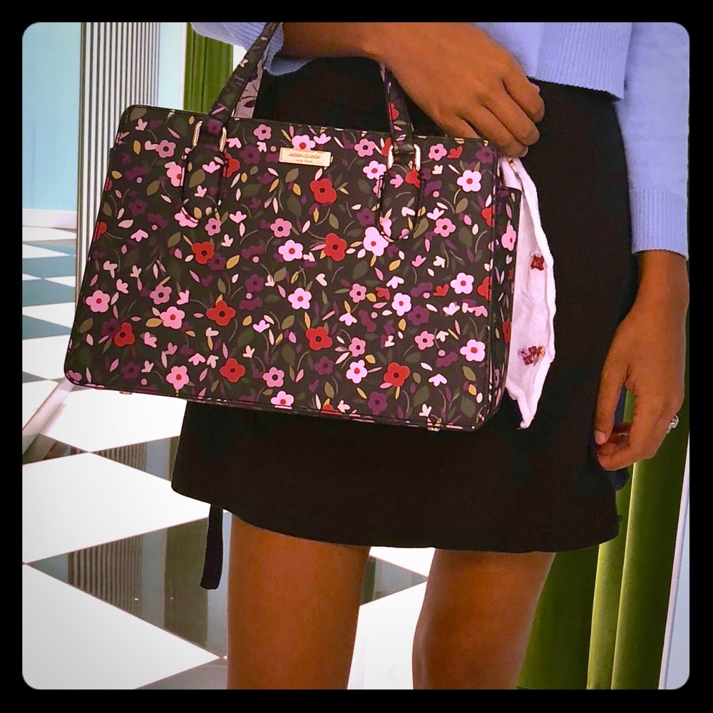 SALE!!! Authentic Kate spade (BRAND NEW)